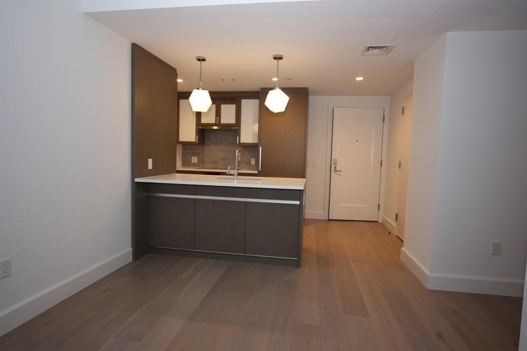 100 Lovejoy Wharf, West End