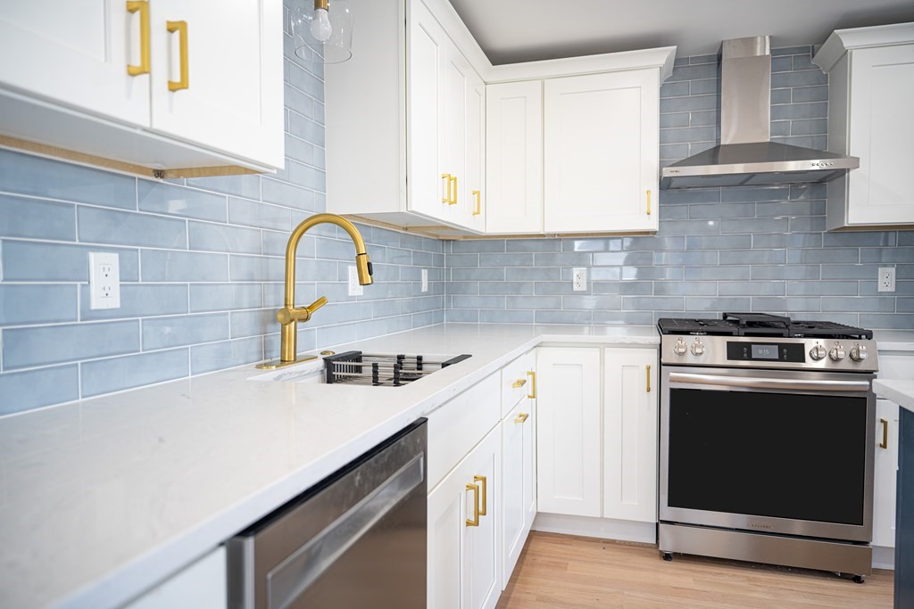 228 Bellingham Ave, Revere