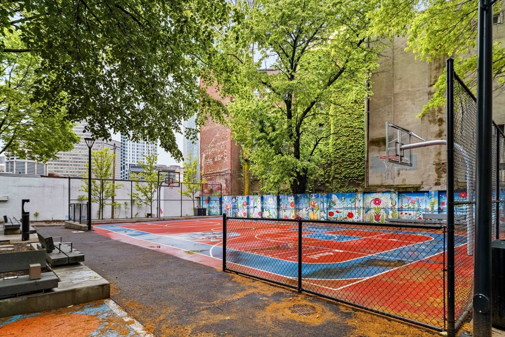 5 N Margin St, North End