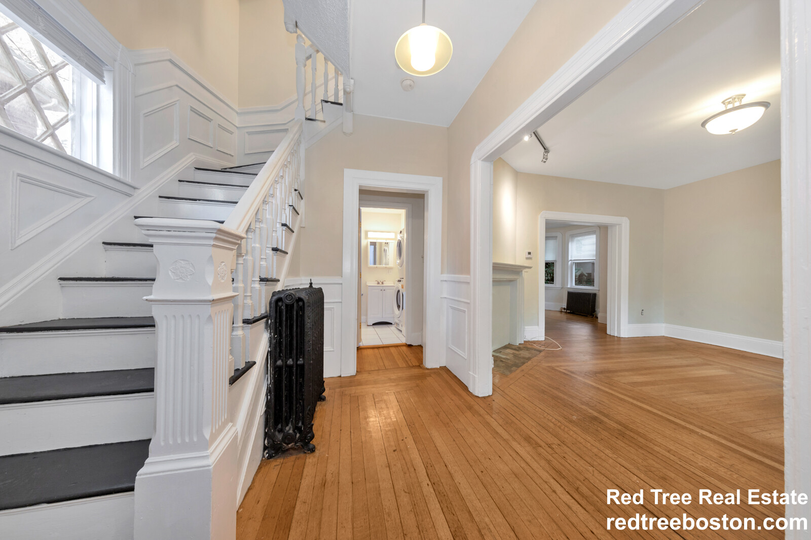 5 Murdock Ter, Brighton