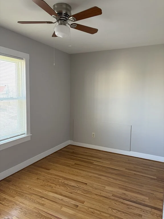 895 Bedford, Fall River