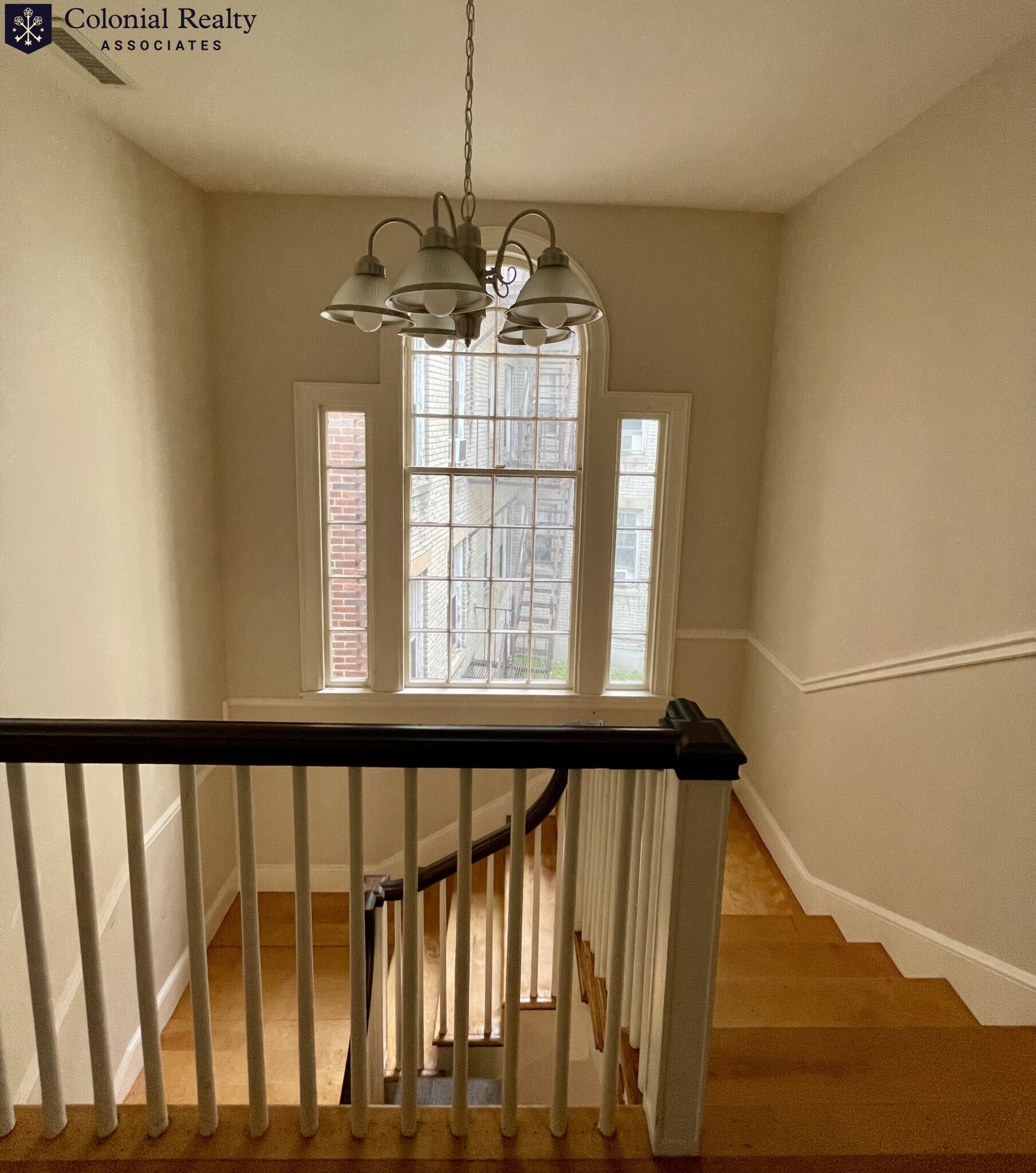 1899 Commonwealth Ave, Brighton