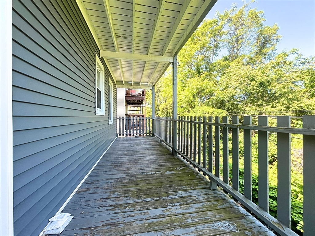 3907 Washington St, Jamaica Plain