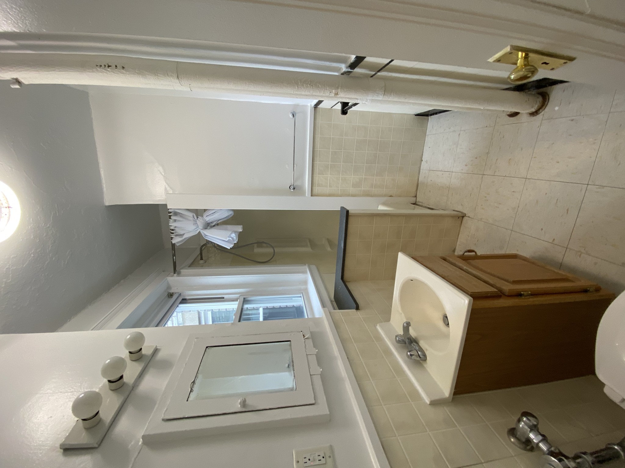 1800 Commonwealth Ave, Brighton