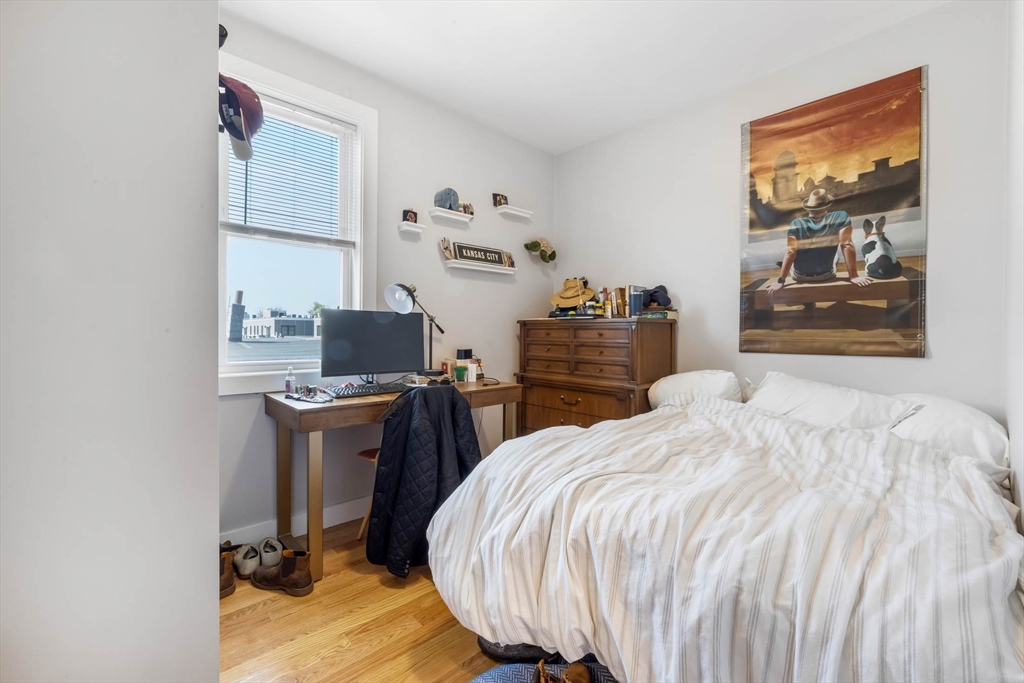 20 Grimes St, South Boston