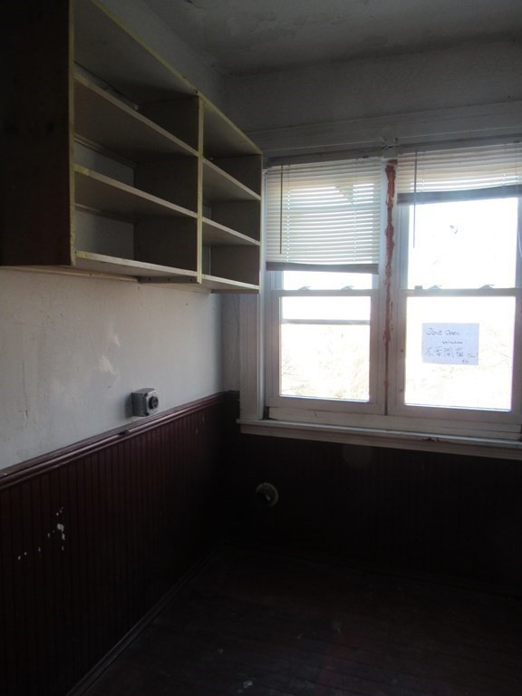 98 Brookline St, Webster Square