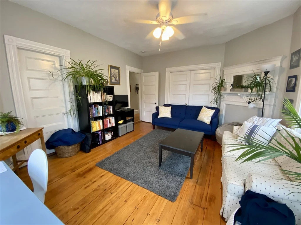 27 Hurd Rd, Coolidge Corner