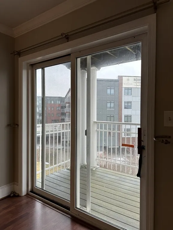 86 E Howard St, Quincy