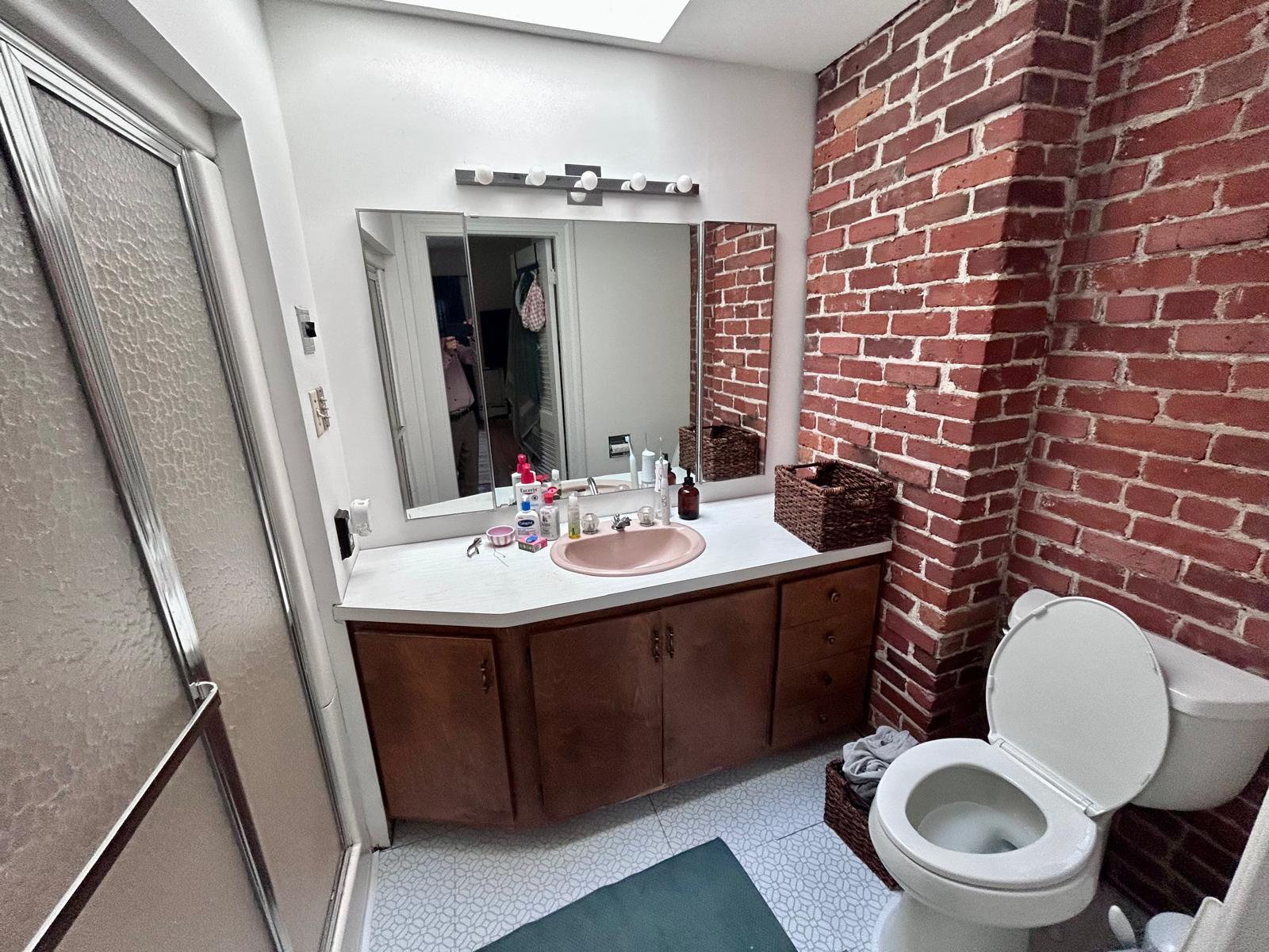 1712 Beacon St, Brookline