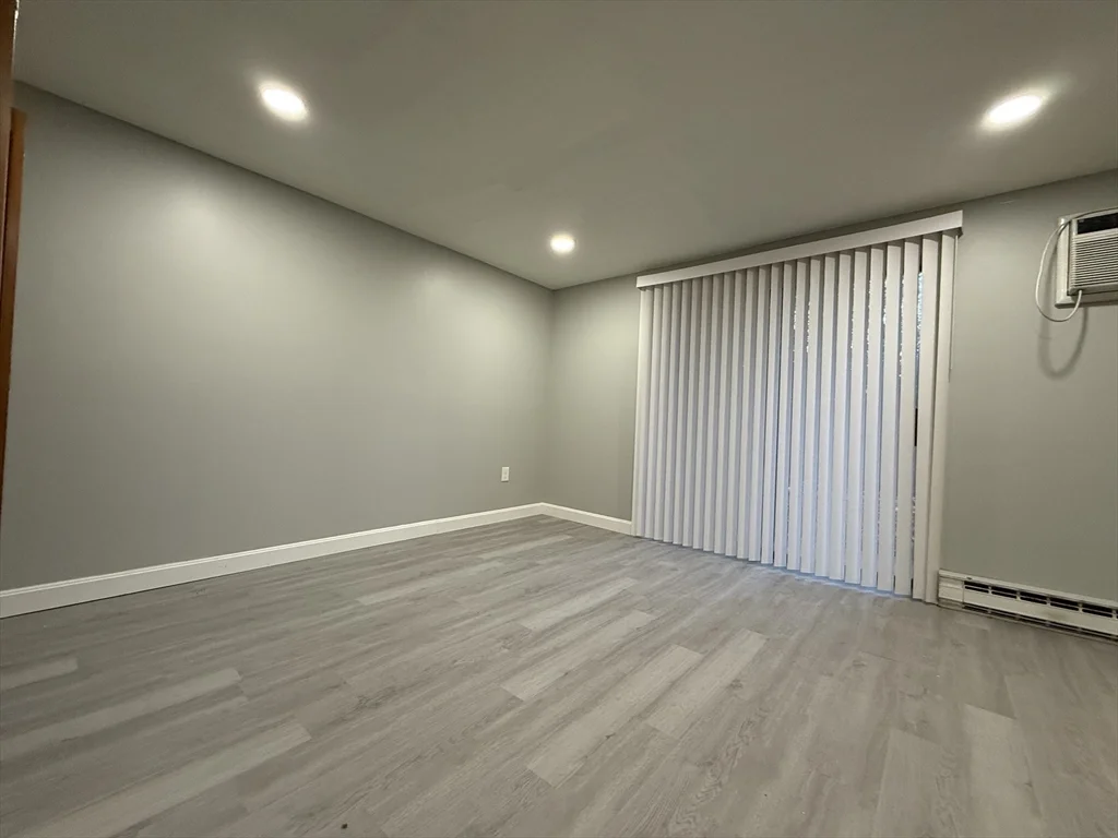 1186 Worcester Rd, Framingham