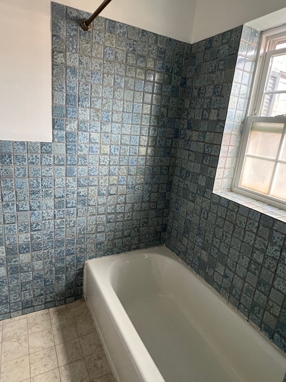 153 Lake Shore Rd, Brighton