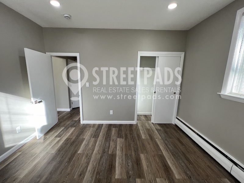 50 Evergreen St, Jamaica Plain