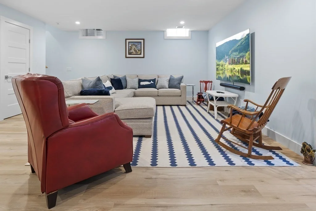 71 Cliff Rd, Nantucket