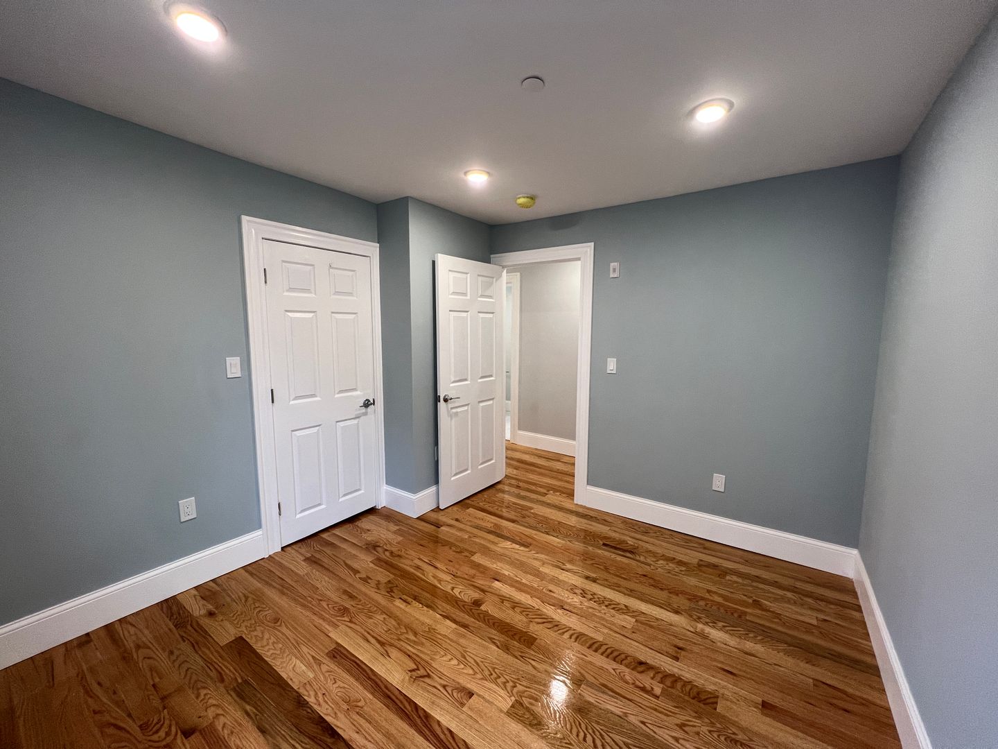 158 Morrison Ave, Powder House Square