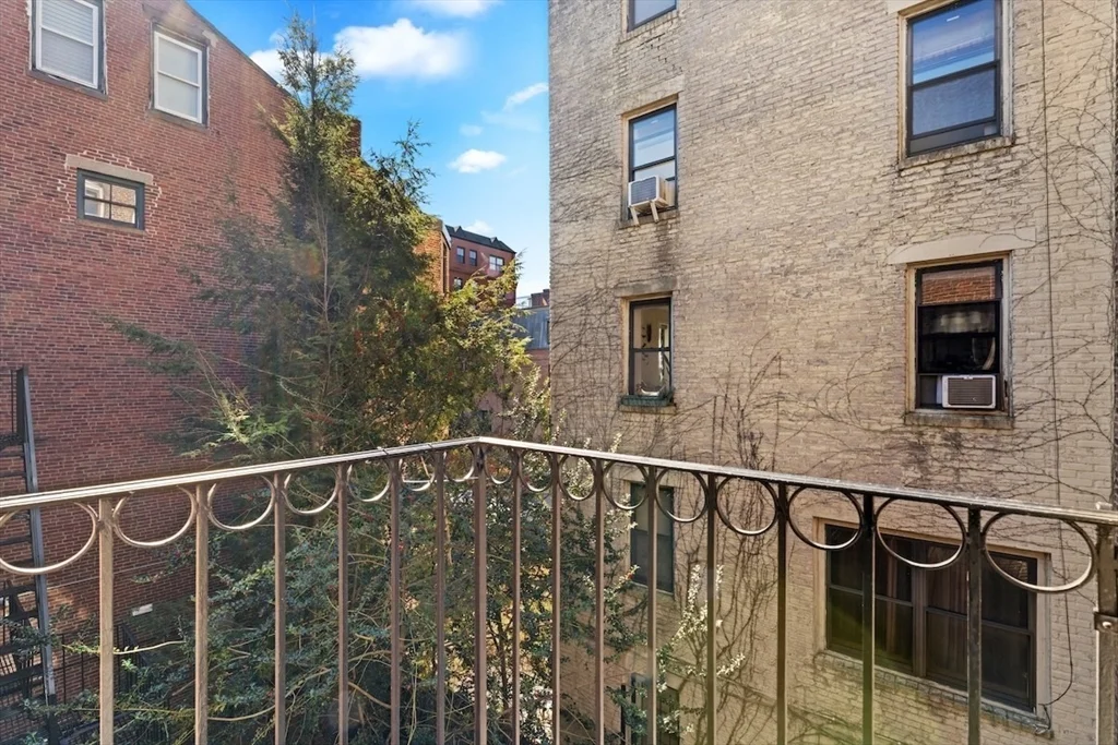 84 W Concord St, South End