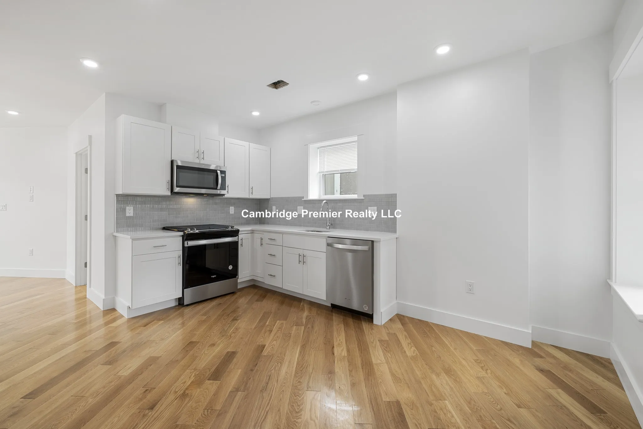 406 Columbia St, Wellington-Harrington