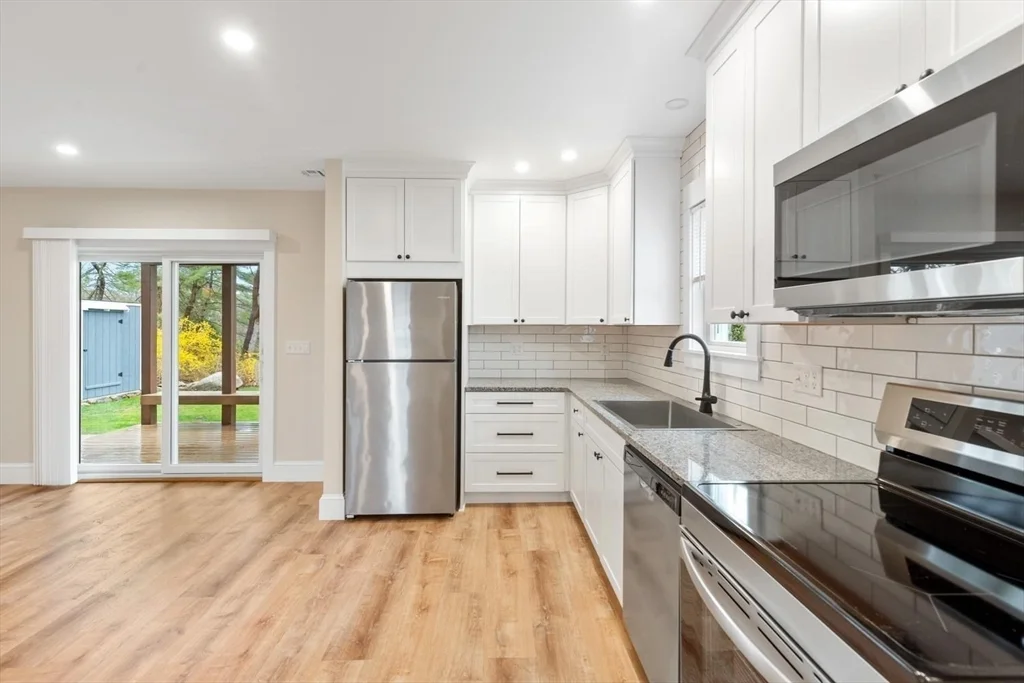26 Lyndale, West Gloucester