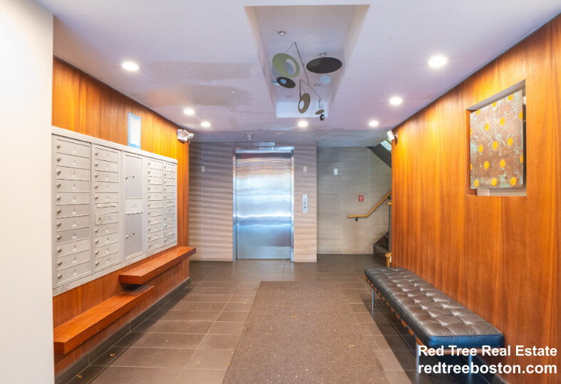 345 Franklin St, Riverside