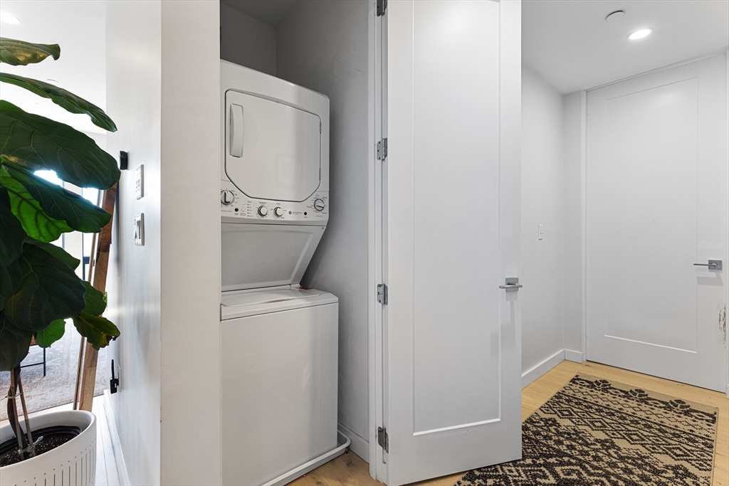 340 W 2nd St, South Boston