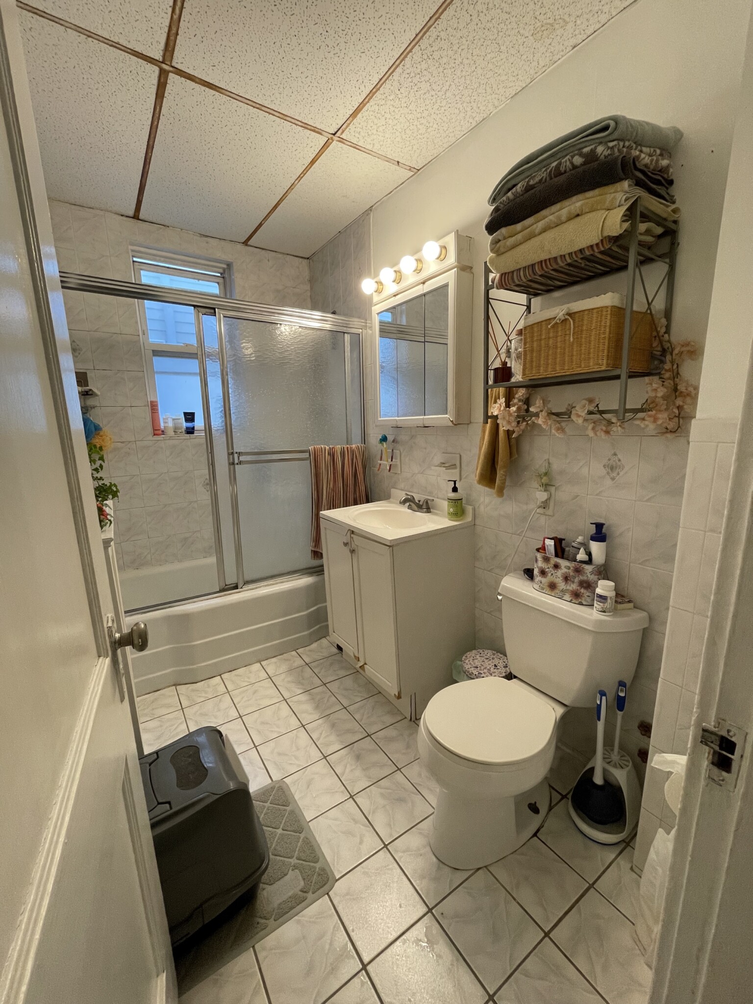 292 Summit Ave, Brighton