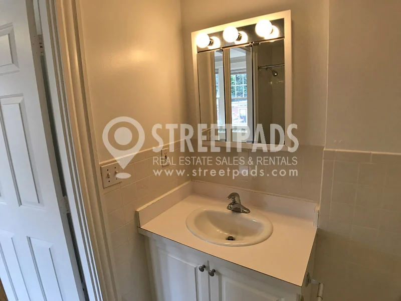 3 Langdon St, Neighborhood Nine