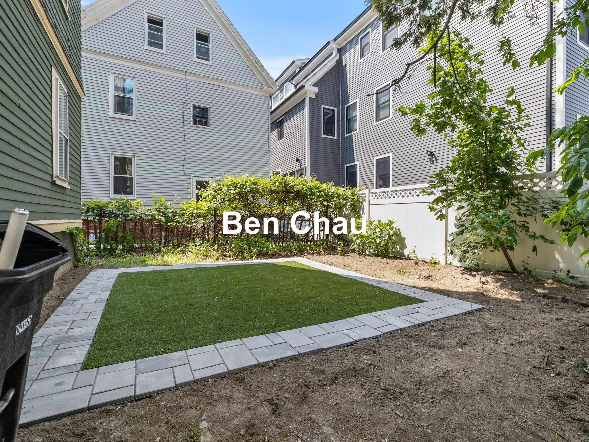 57 Hawthorne St, Davis Square