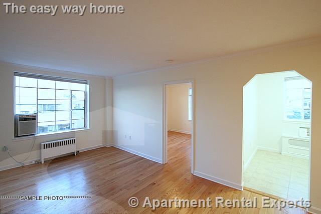 60 Brattle St, Harvard Square