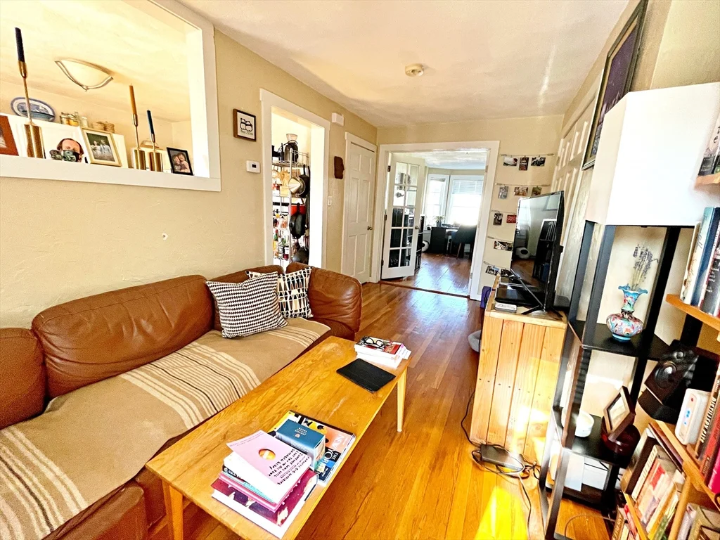 307 Sumner St, East Boston