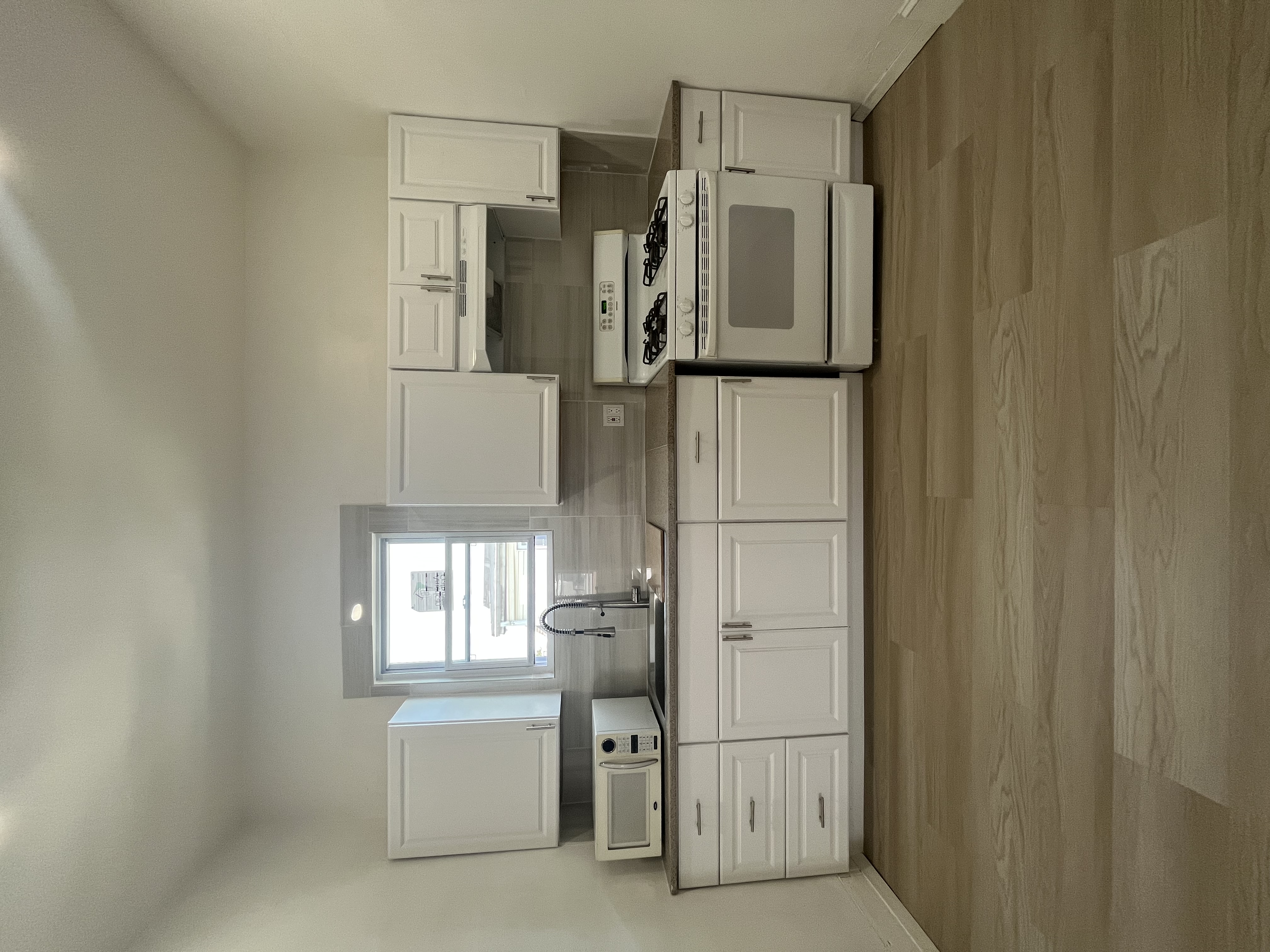 4 bed, 2 bath apartment for rent at 56 Pinckney St Unit 3, East Somerville — photo 7 of 16