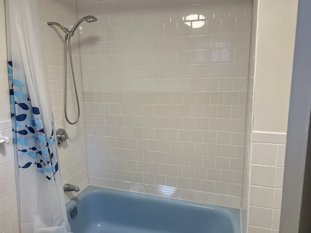 45 Sturgis St, Winthrop