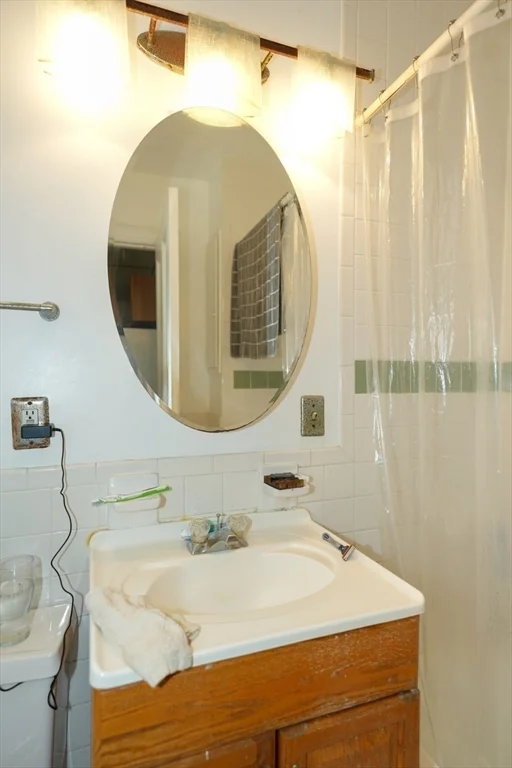 18 Summit Ave, Prospect Hill