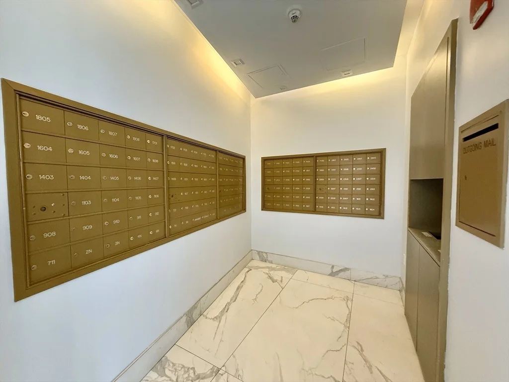 45 Province St, Midtown