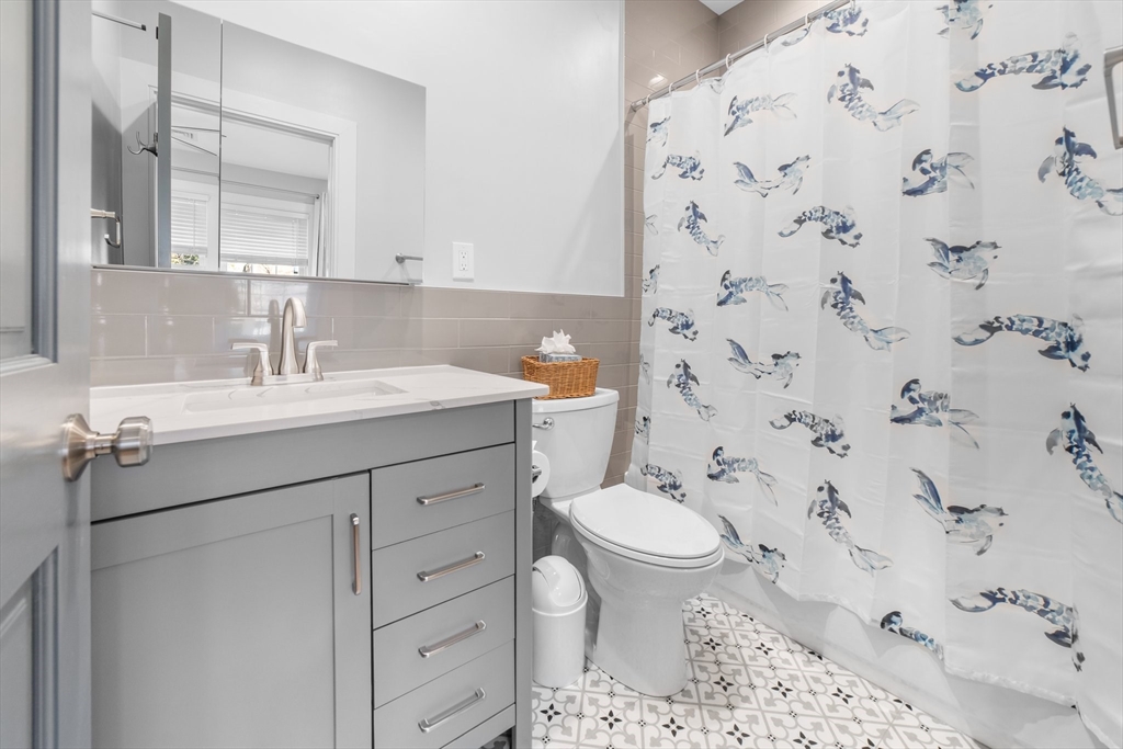 205 Mountain Ave, Malden