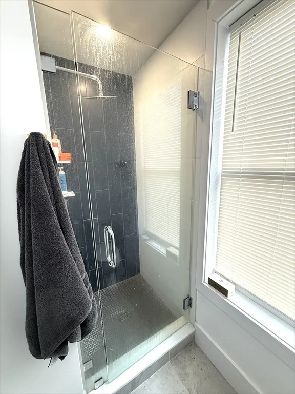 16 Delle Ave, Mission Hill