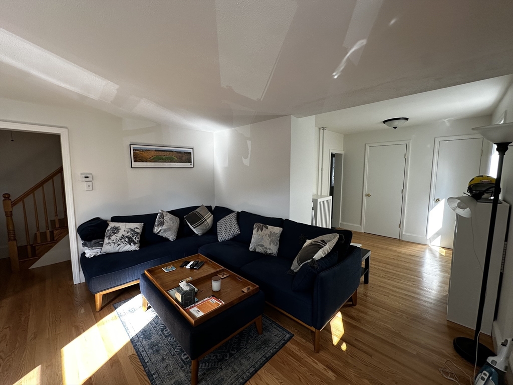 16 Nashua, Magoun Square