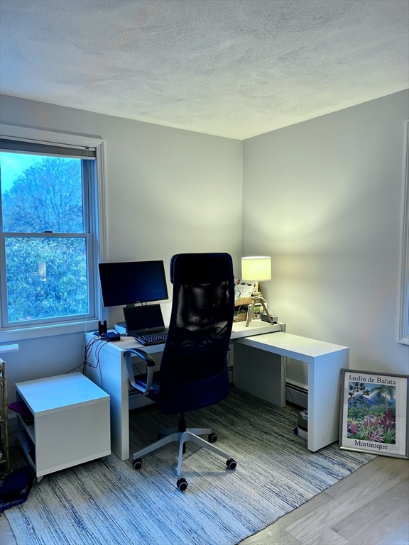 90 Monument, Medford