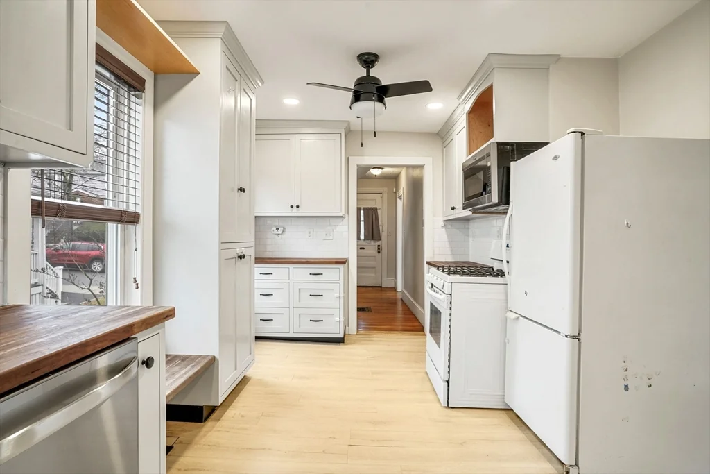 16 Gordon St, Malden