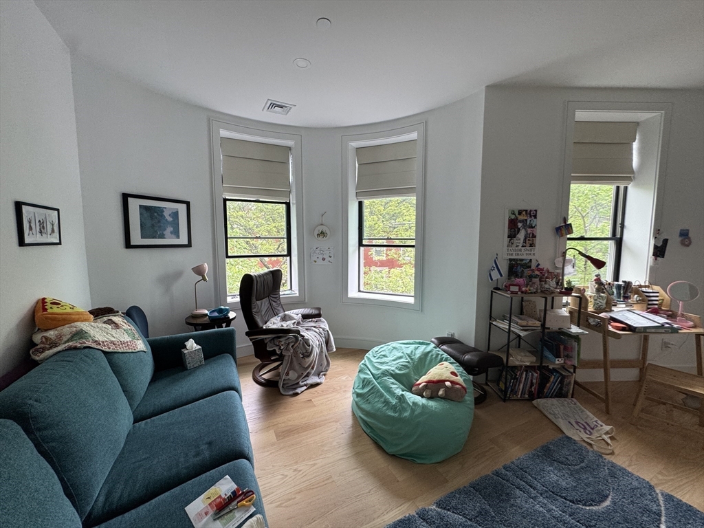 1 Strathmore Rd, Brookline