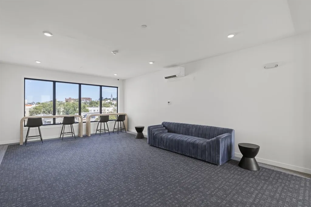 267 Old Colony Ave, South Boston