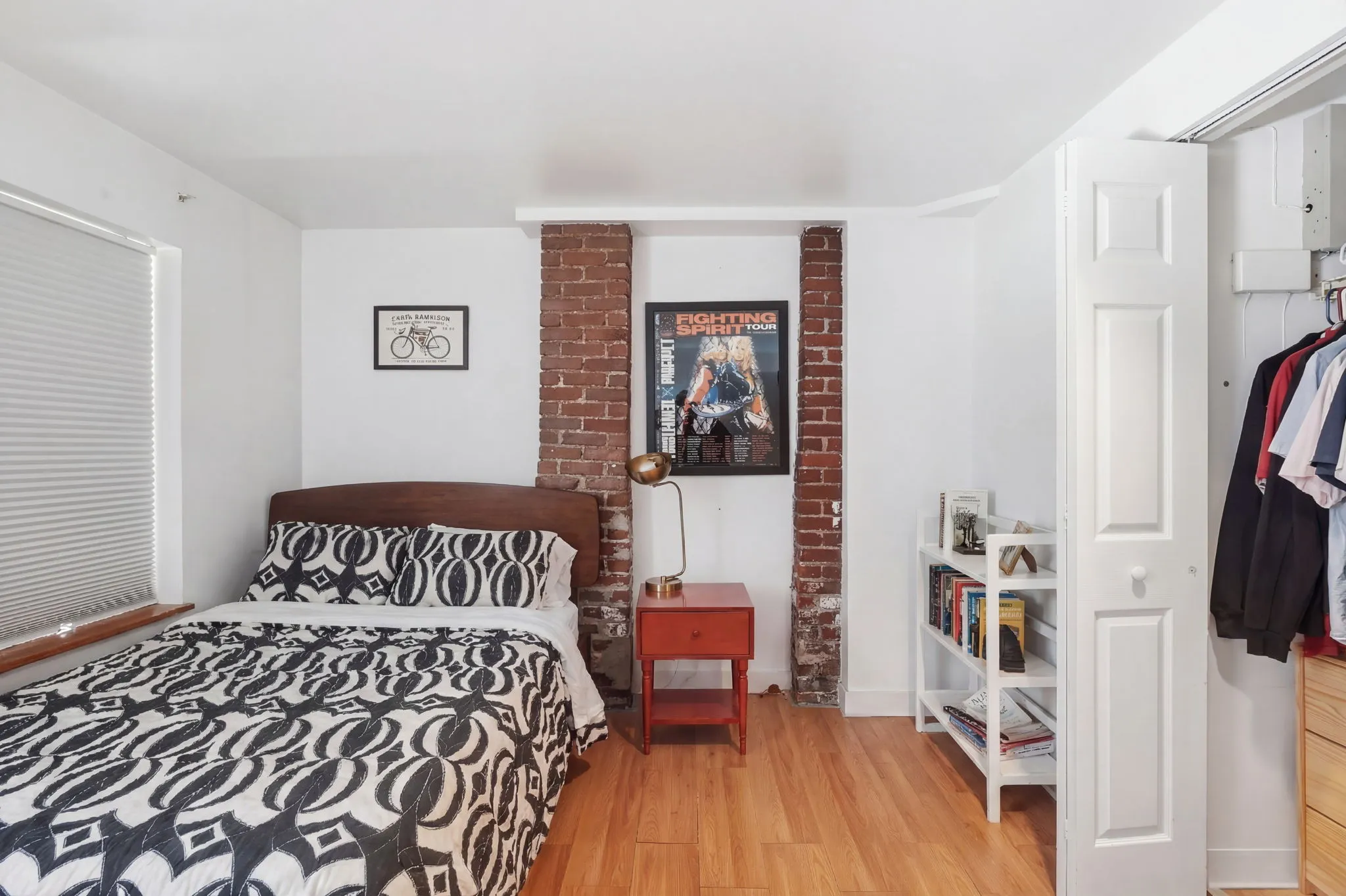 104 Gainsborough St, Fenway