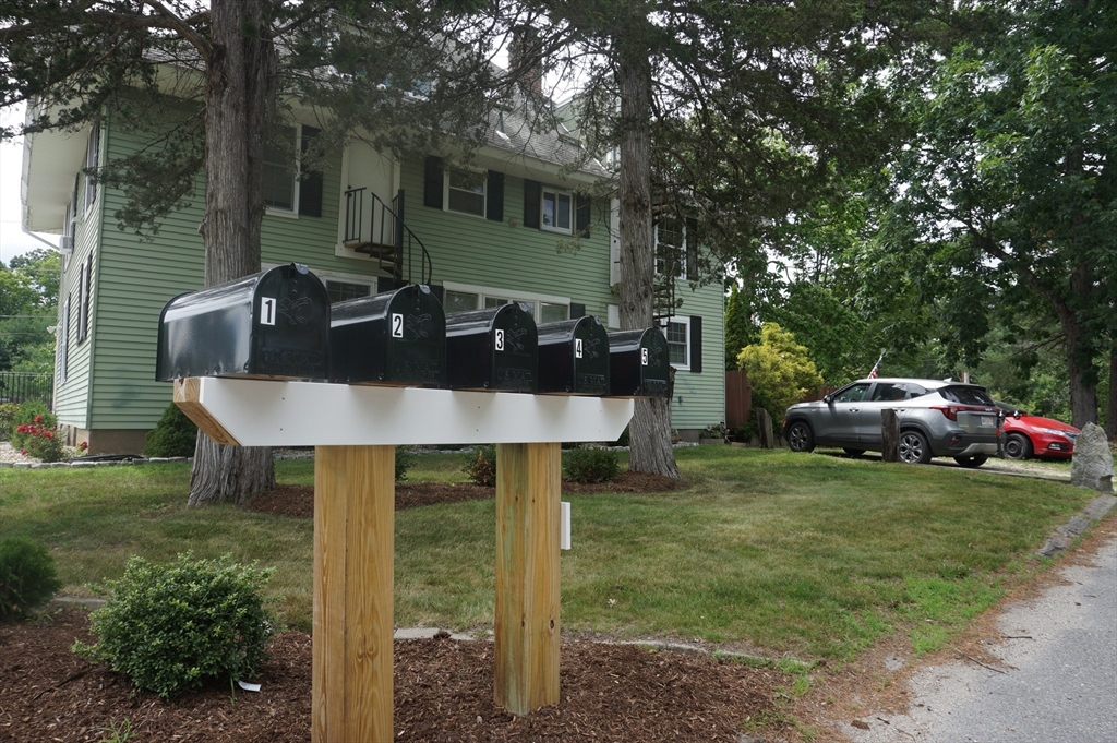 64 Mill St, Pepperell