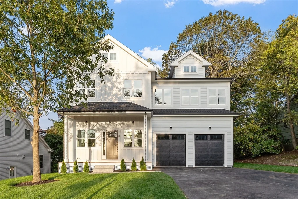22 Estabrook Rd, Lexington