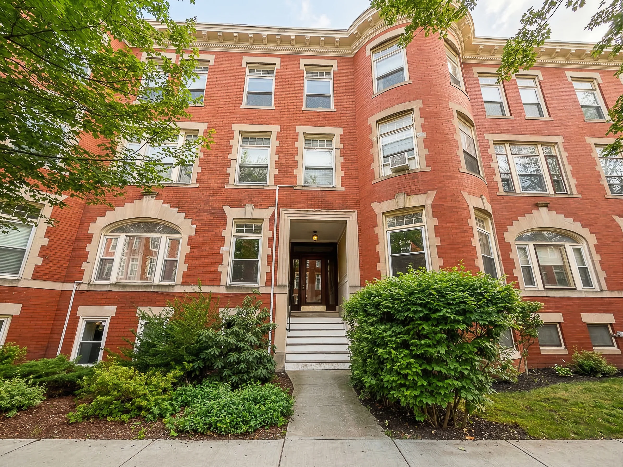 10 Strathmore Rd, Brookline
