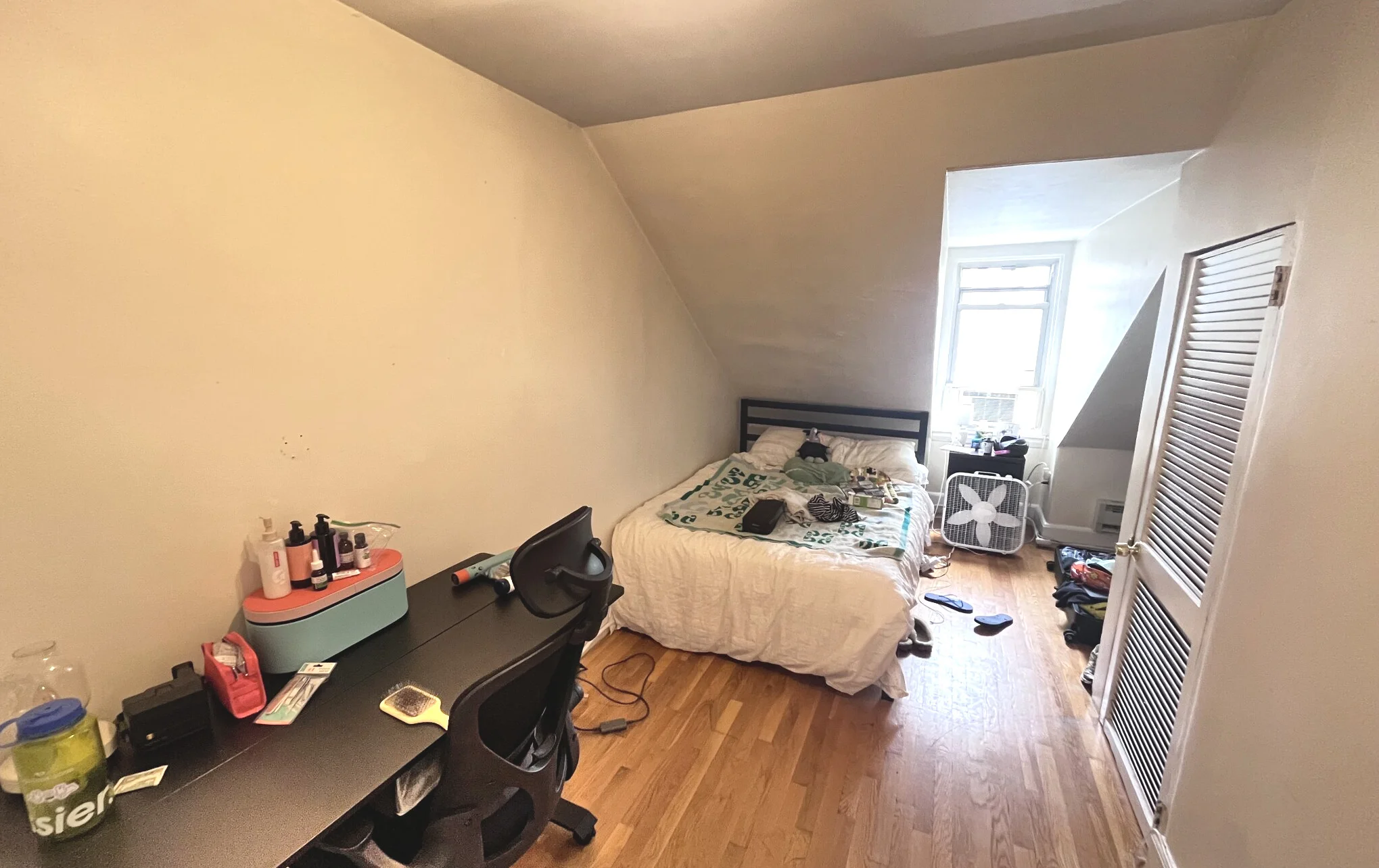 216 Freeman St, North Brookline