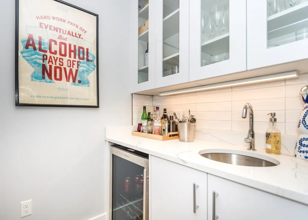 29 Cherry St, Waltham