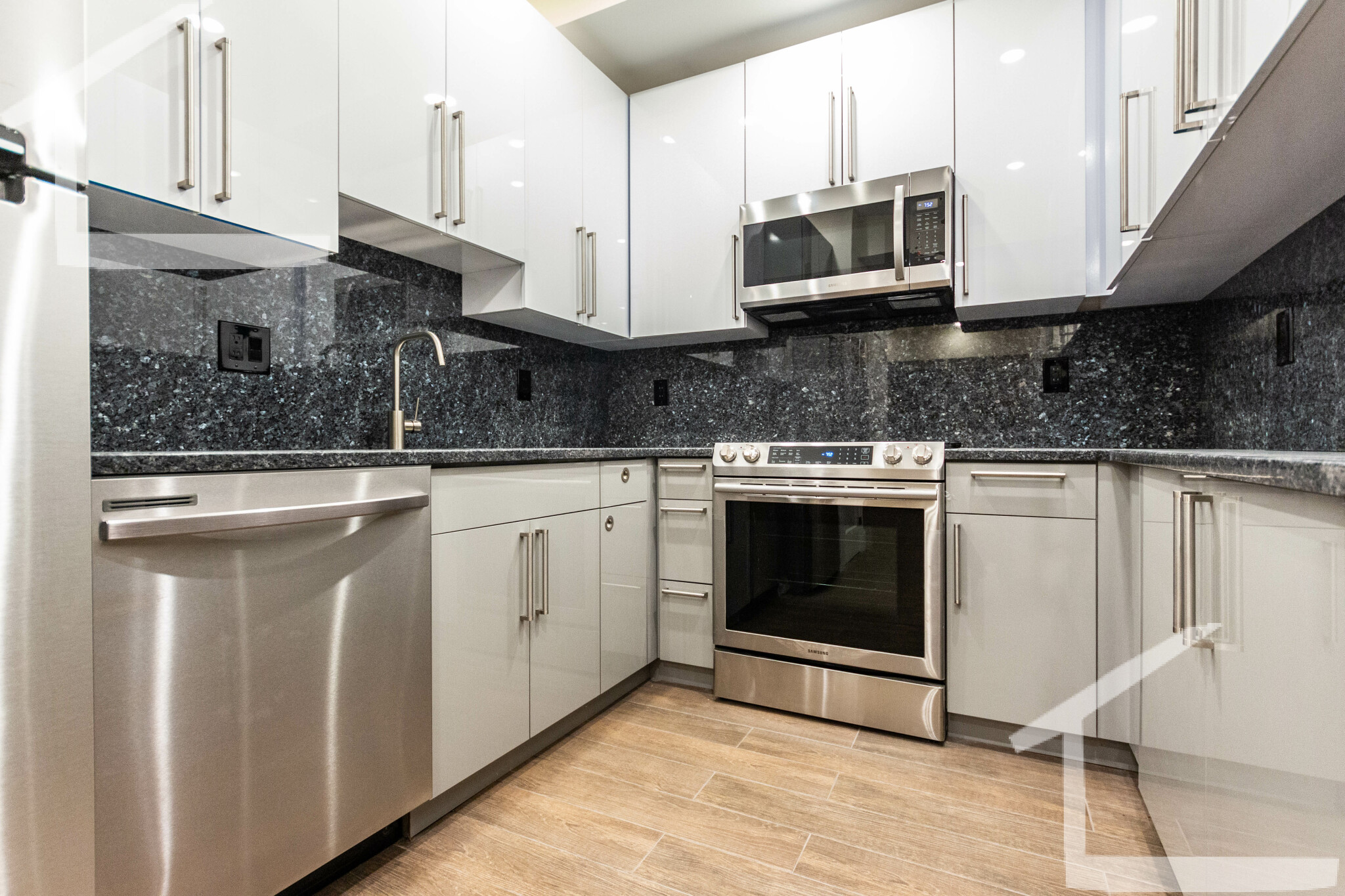 1616 Beacon St, Corey Hill