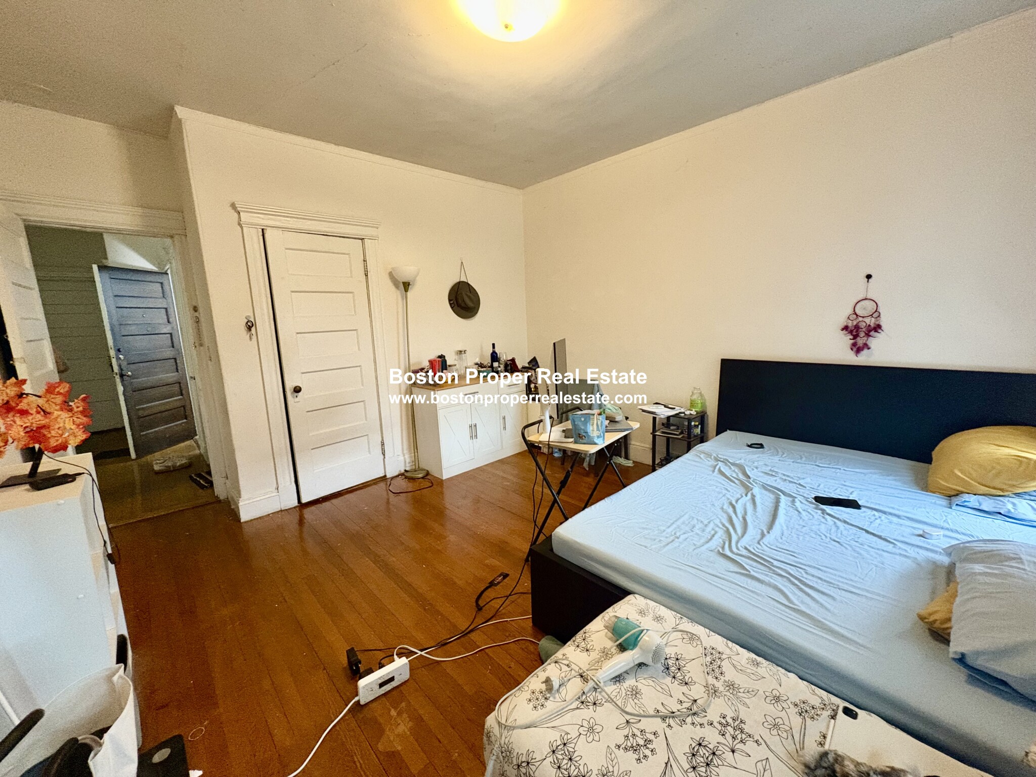 1911 Beacon St, Brookline