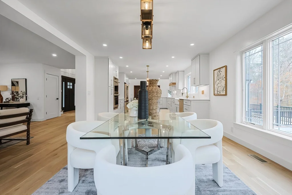 54 Spywood Rd, Sherborn