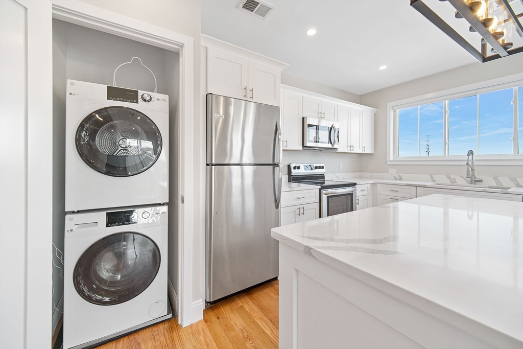 2-4 Hecla, Dorchester