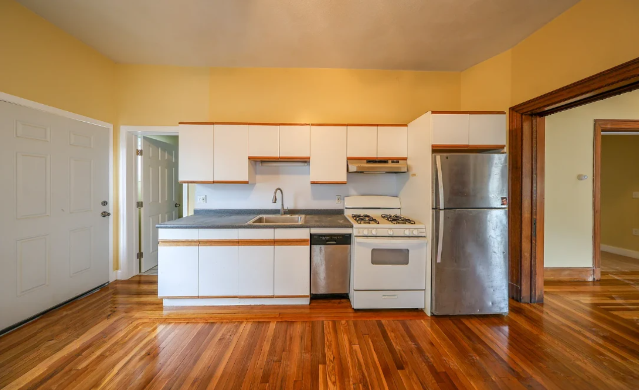 22 Grand View Ave, Prospect Hill